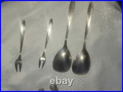 Vintage 25 Piece Silver Plate Sevice wear. Mixed lot