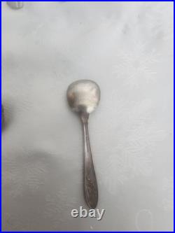 Vintage 25 Piece Silver Plate Sevice wear. Mixed lot