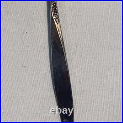 Vintage 39 Piece Oneida Community Silver plate Flatware Winsome Pattern 1959