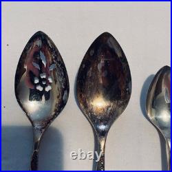 Vintage 39 Piece Oneida Community Silver plate Flatware Winsome Pattern 1959