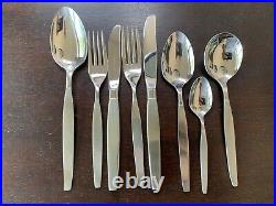 Vintage 44 Piece Oneida Community Stainless Steel Frostfire Pattern Cutlery Set