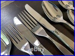 Vintage 44 Piece Oneida Community Stainless Steel Frostfire Pattern Cutlery Set