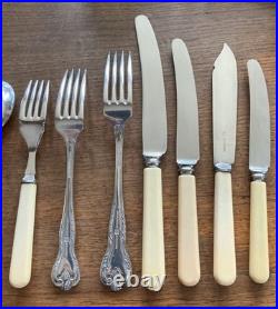 Vintage Duchess Silver Plated Canteen of Cutlery, 67 Pieces for 6'Ashleigh