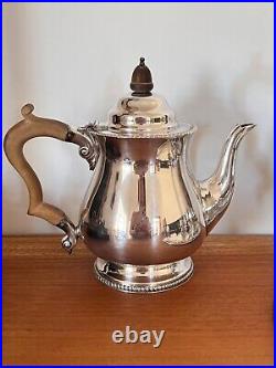 Vintage Manor Plate T. W & Co Sheffield EPNS 5 Piece service