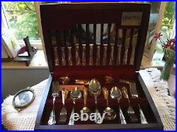 Vintage Oneida Brand Silver EPNS Cutlery Canteen 66 Piece Eight Dinner Settings