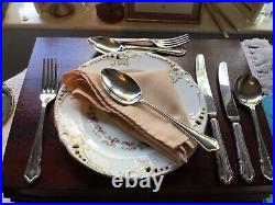 Vintage Oneida Brand Silver EPNS Cutlery Canteen 66 Piece Eight Dinner Settings