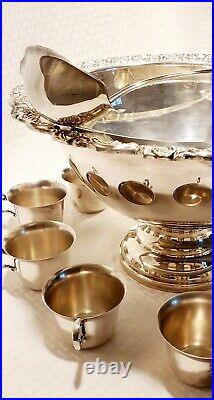 Vintage Oneida Silversmiths Silverplate (12) Piece Punch Bowl Set Beautiful