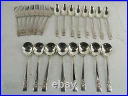 Vintage Set of Community Plate Silver 50 Piece Cutlery Set E8