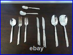 Vintage Set of Oneida Community Plate Cutlery South Seas, 63 pieces for 6