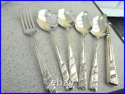 Vintage Viners Silver Plated Silver Rose Cutlery 42 Piece Set Knives Forks Spoon