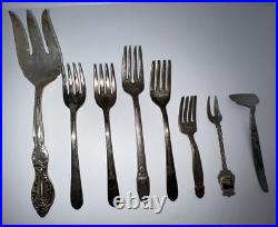 Vintage WM Rogers International Silver / Silverplate Flatware Lot 125 pieces
