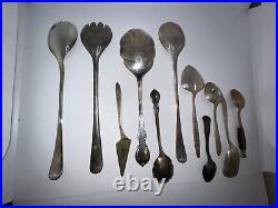 Vintage WM Rogers International Silver / Silverplate Flatware Lot 125 pieces
