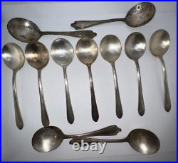 Vintage WM Rogers International Silver / Silverplate Flatware Lot 125 pieces