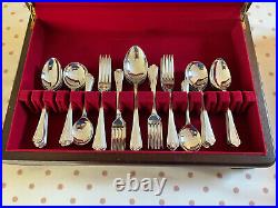 Vintage Walker & Hall Canteen Silver Plated Cutlery Sheffield 60 Piece's Cased