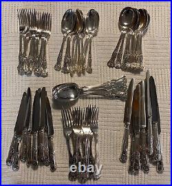 Vintage Walker & Hall Silver Plate 64 Piece Cutlery Set 10 Place Settings