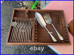 Vintage silver plated Mappin & Webb rattail 38 piece cutlery canteen oak box
