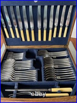 Vintage silver plated Mappin & Webb rattail 48 piece cutlery canteen oak box