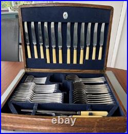 Vintage silver plated Mappin & Webb rattail 48 piece cutlery canteen oak box