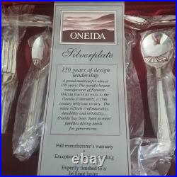 W. A. Rogers Oneida Damask Rose Silver Plate Flatware Cutlery 44 Piece Set Boxed