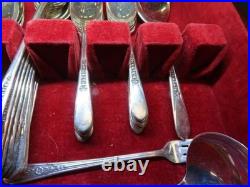 Wm Rogers Silver Plate Flatware Service For 8 Extra Tarnish Proof Chest 72 piece