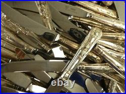 (ref288) 255 Pieces of silver plated kings pattern cutlery mostly table knives