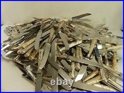 (ref288) 396 Pieces of silver plated kings pattern cutlery mostly table knives